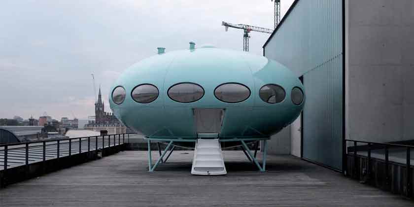 Дом летающая тарелка Futuro House Матти Сууронена | фото