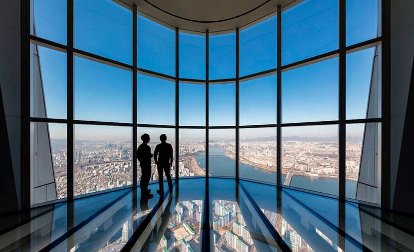 Смотровая площадка со стеклянным полом башни Lotte World Tower