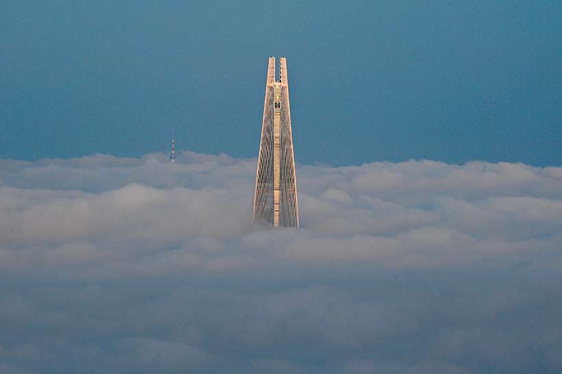 Фото | Небоскреб над облаками Lotte World Tower в Сеуле