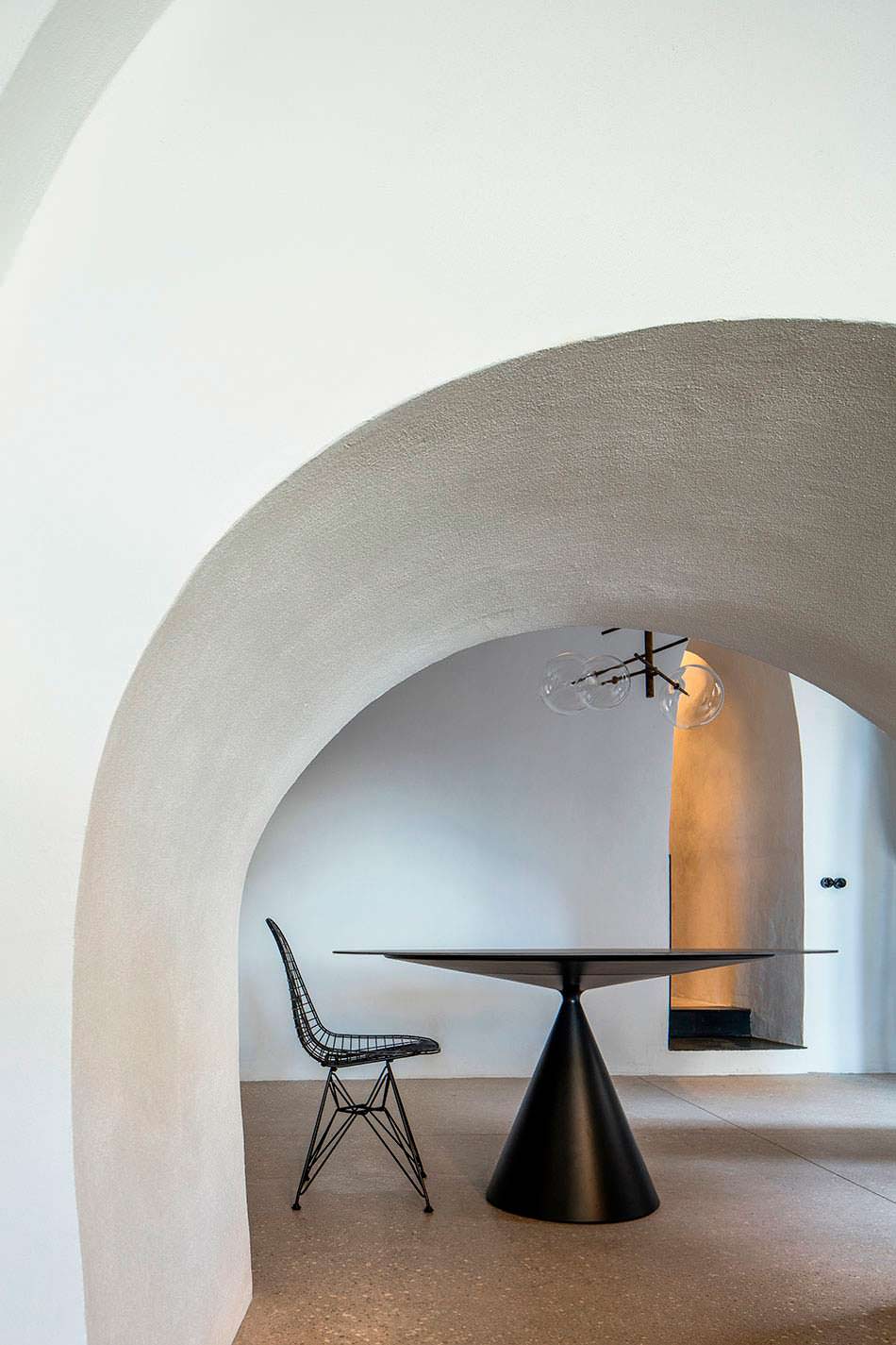 Фото | Квартира-пещера в стиле минимализм. Яффа, Израиль