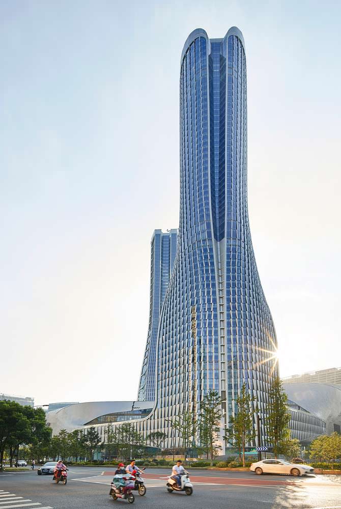 Комплекс Raffles City с башнями высотой 250 метров от UNStudio