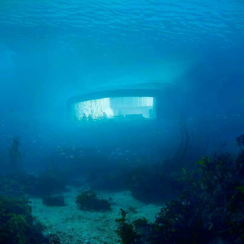 Ресторан под водой на глубине 5 метров в Северном море
