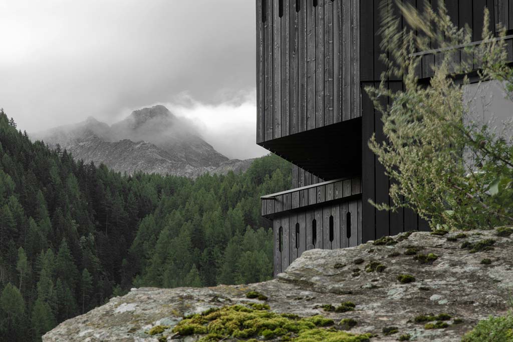 Hotel Bühelwirt: деревянный отель в горах Италии