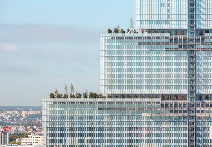 160-метровое здание «Трибунала де Пари» в Париже