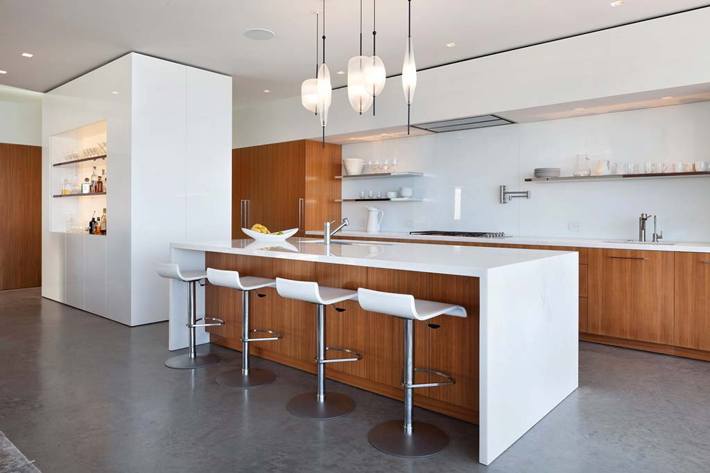 Современный дизайн кухни от Ehrlich Architects