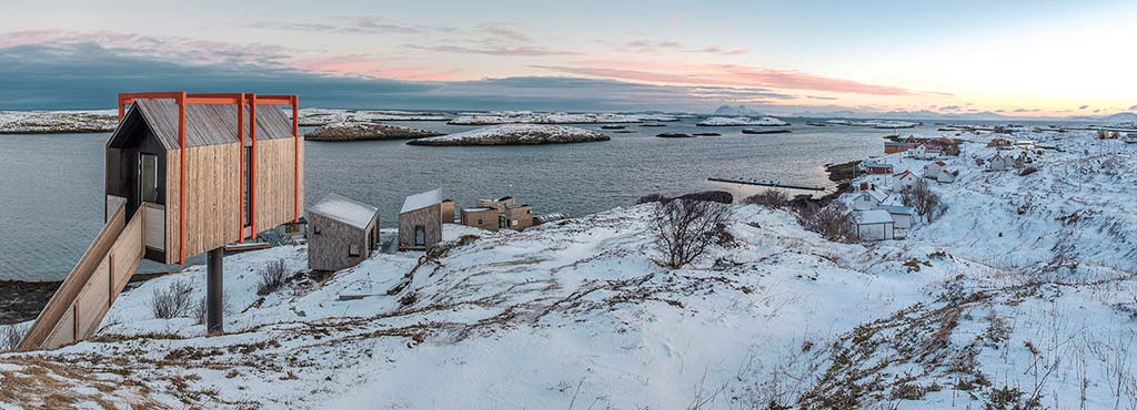 Поселок на берегу Норвежского моря от TYIN Tegnestue