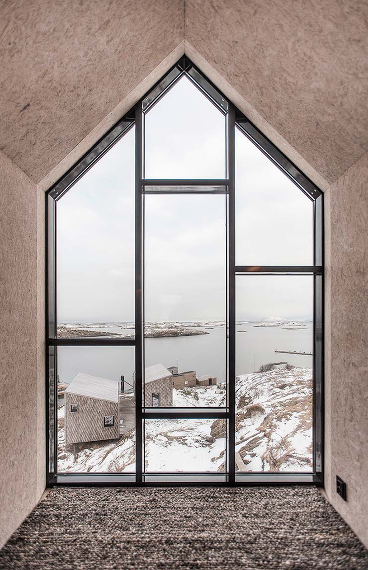 Дом с видом на острова Норвежского моря