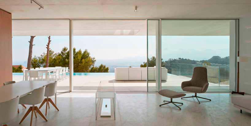 Красивый дом от испанского архитектора Рамона Эстеве