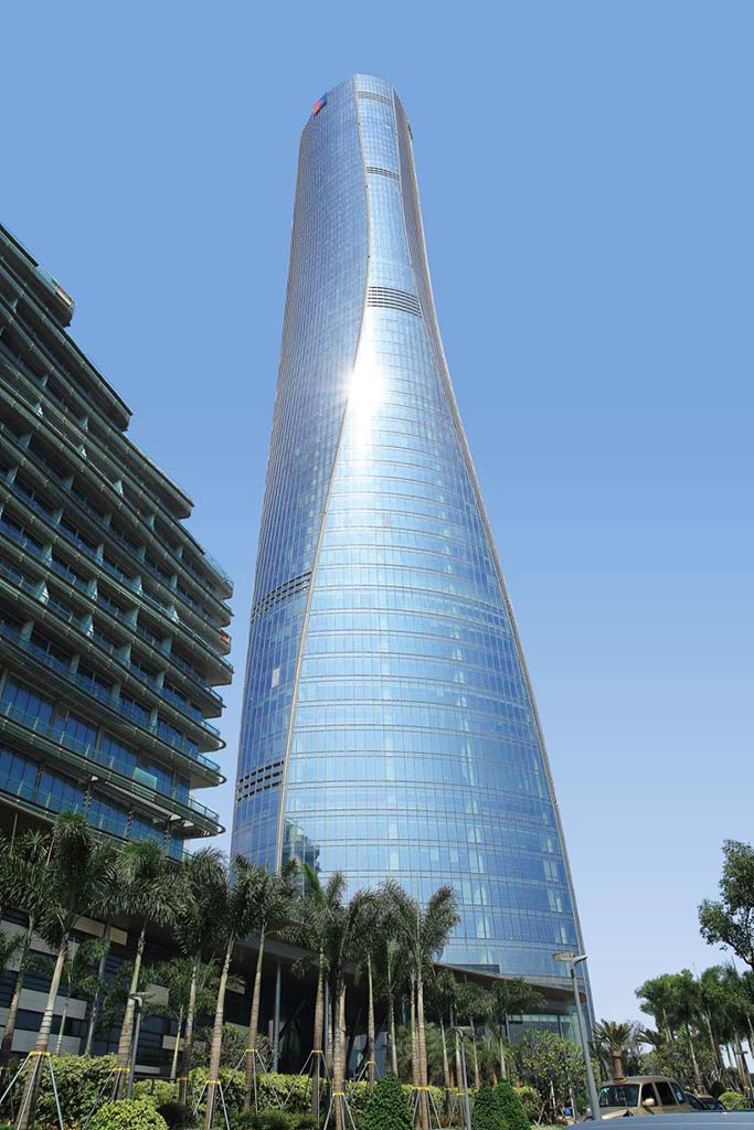 68-этажный небоскреб высотой 328,8-метра от RMJM Architects