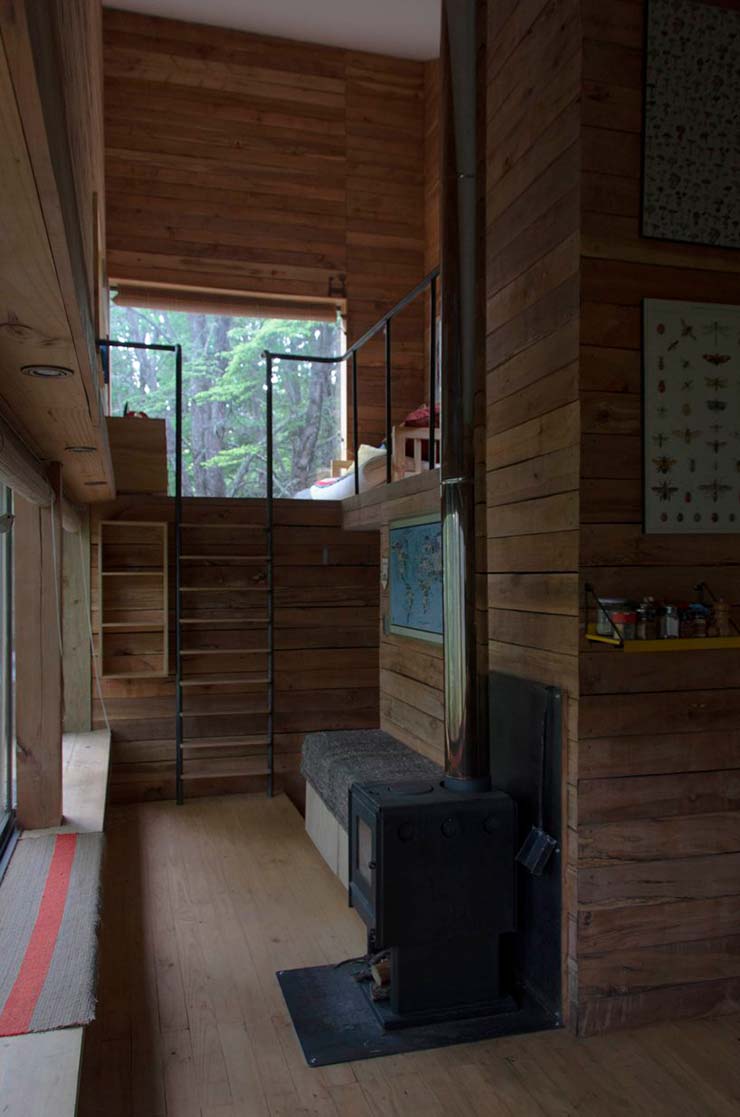 Деревянный интерьер дома в Чили от DRAA