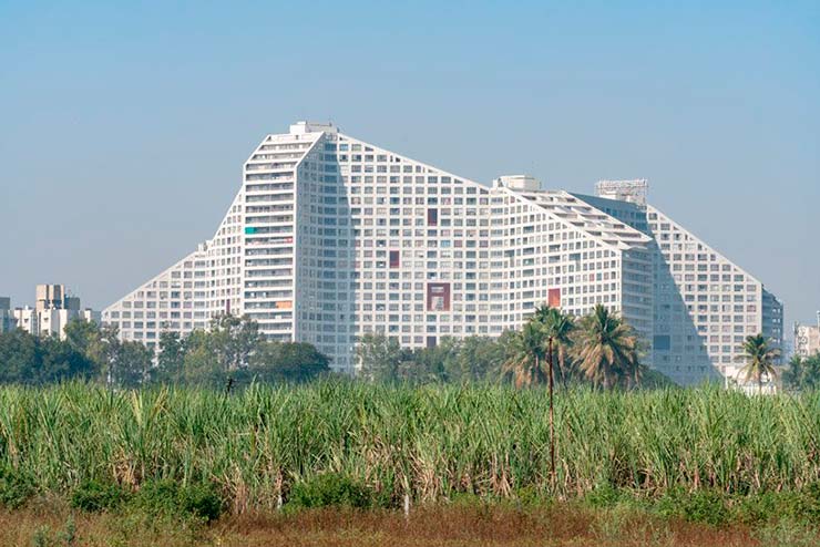 Современный ЖК Future Towers на 1000 квартир от MVRDV