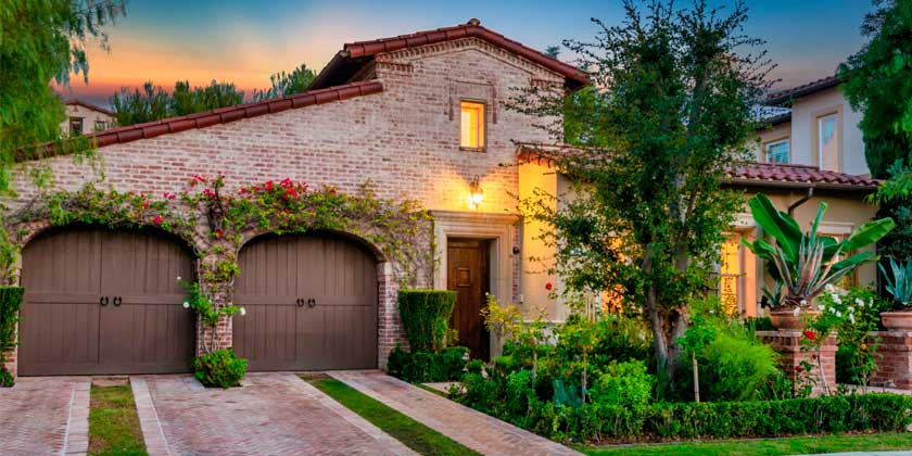 Модель Ванесса Лэйн Брайант продала дом в Калифорнии за $2 млн