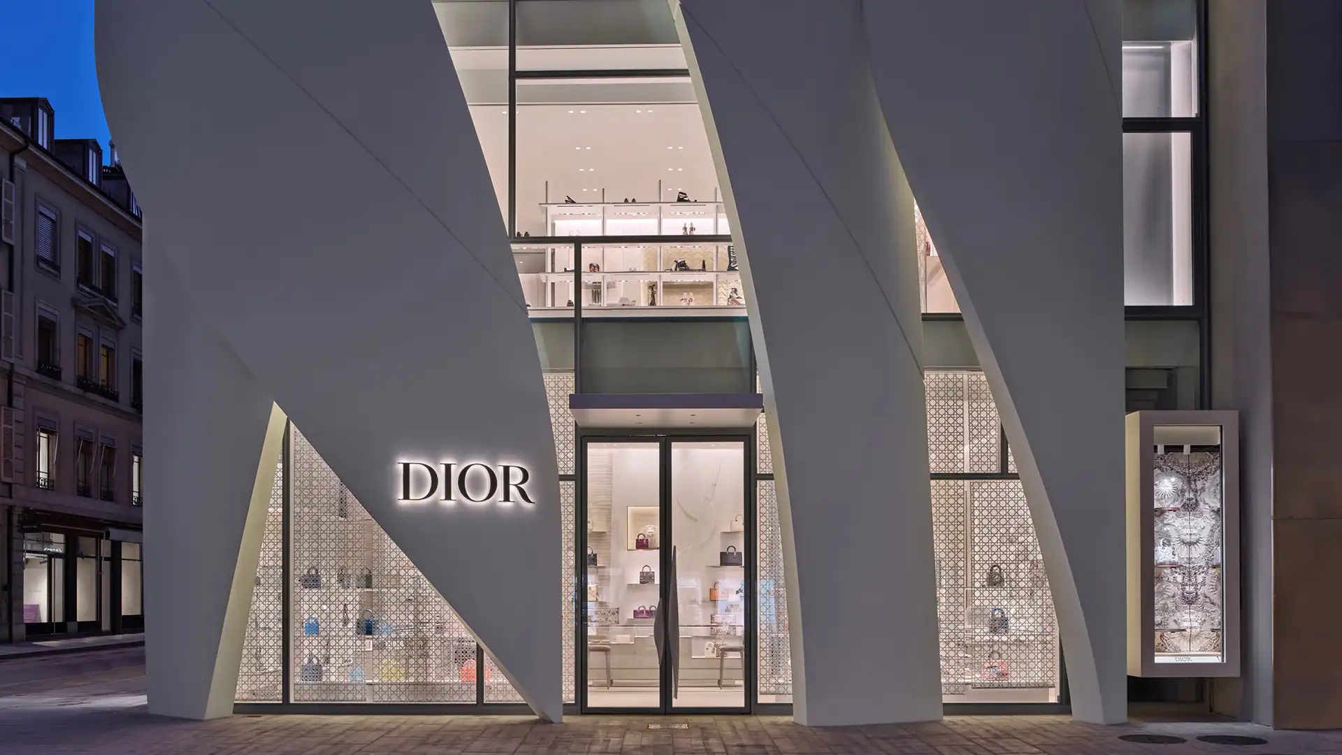 Новый бутик Dior в Женеве построен по проекту Christian de Portzamparc